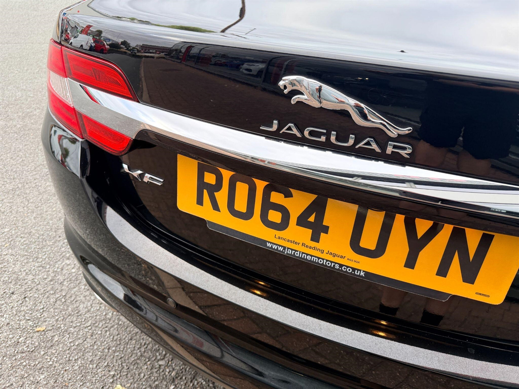 Jaguar XF 2.2Td Luxury Sportbrake Estate  #59