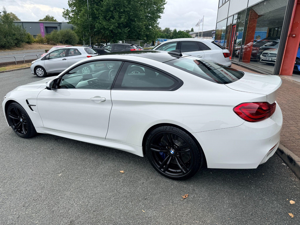 BMW M4 3.0 Biturbo Dct Euro 6 Ss YJ67ZDL White #2