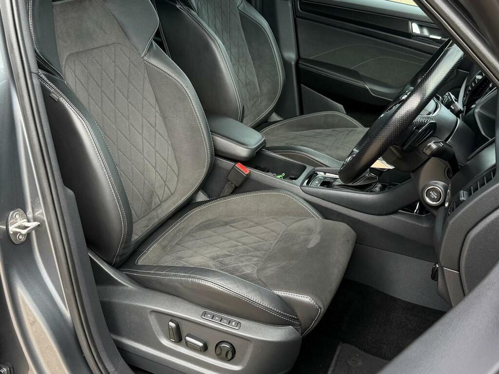 Skoda Kodiaq 1.5 Tsi E-tec Se L Dsg 7 Seat White #21