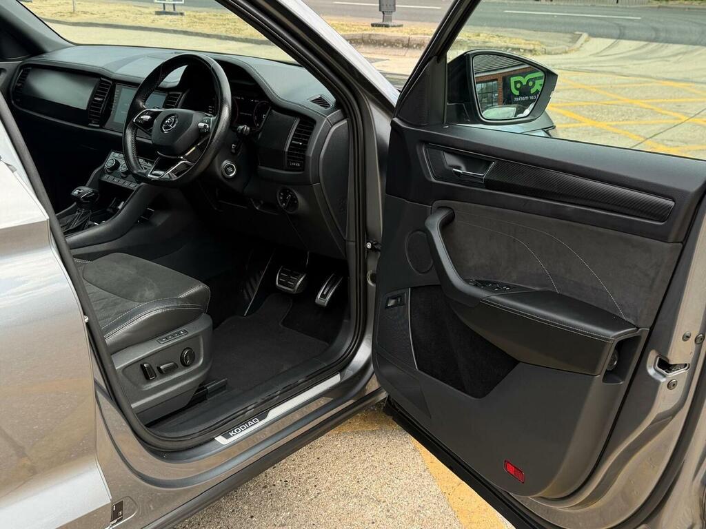 Skoda Kodiaq 1.5 Tsi E-tec Se L Dsg 7 Seat White #56