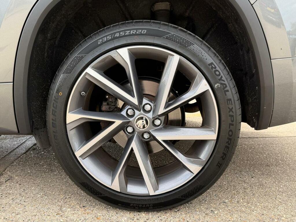 Skoda Kodiaq 1.5 Tsi E-tec Se L Dsg 7 Seat White #60