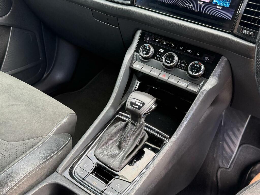 Skoda Kodiaq 1.5 Tsi E-tec Se L Dsg 7 Seat White #12
