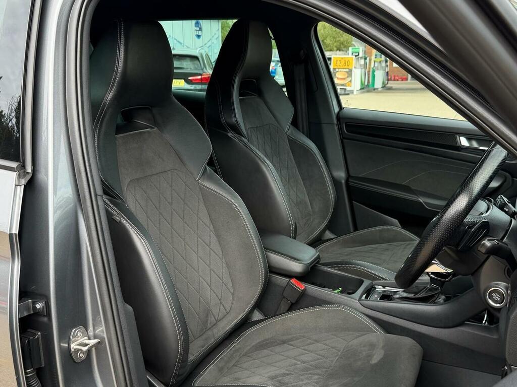 Skoda Kodiaq 1.5 Tsi E-tec Se L Dsg 7 Seat White #20