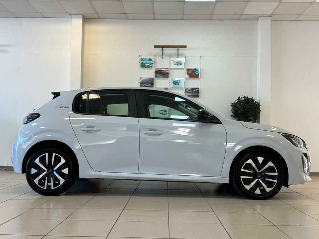 Peugeot 208 1.2 Puretech 100 Allure Blue #12