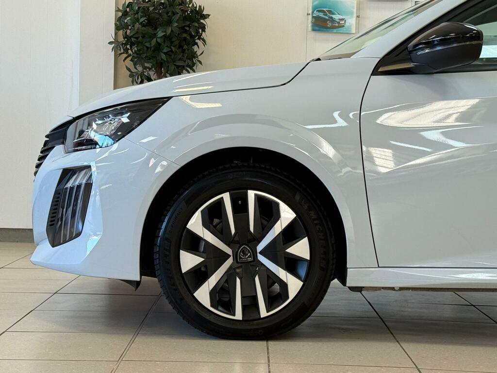 Peugeot 208 1.2 Puretech 100 Allure Blue #18