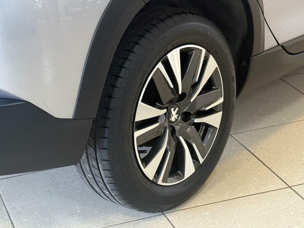 Peugeot 2008 Blue Hdi Allure Premium Grey #22
