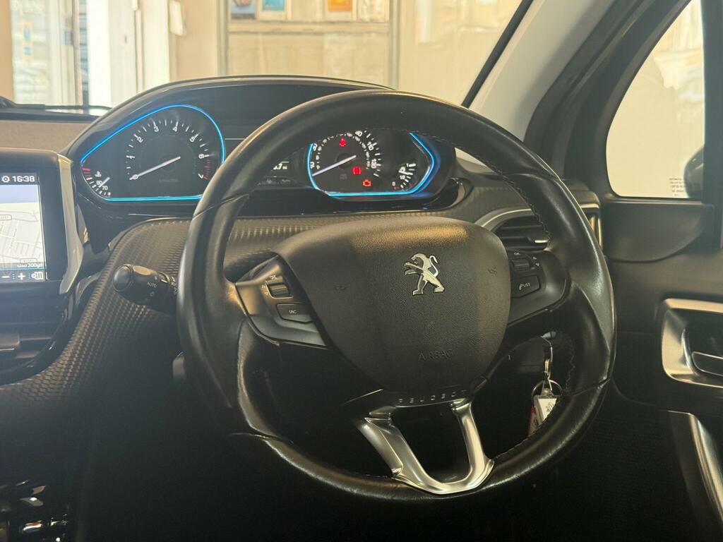 Peugeot 2008 Blue Hdi Allure Premium Grey #25