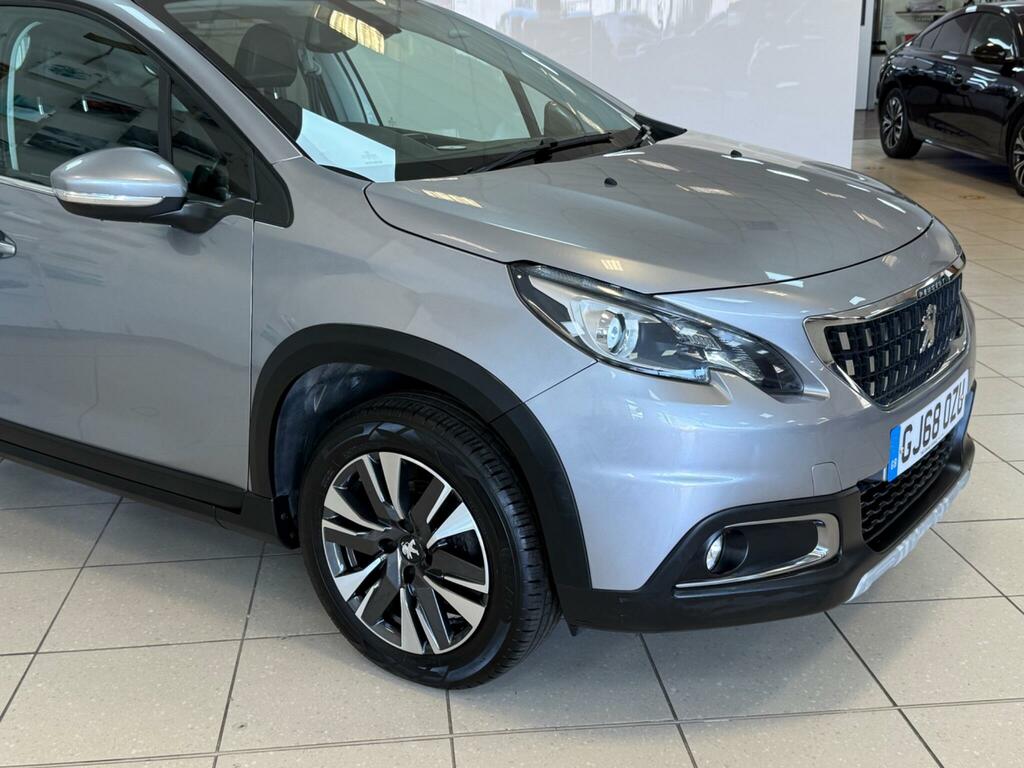 Peugeot 2008 Blue Hdi Allure Premium Grey #8