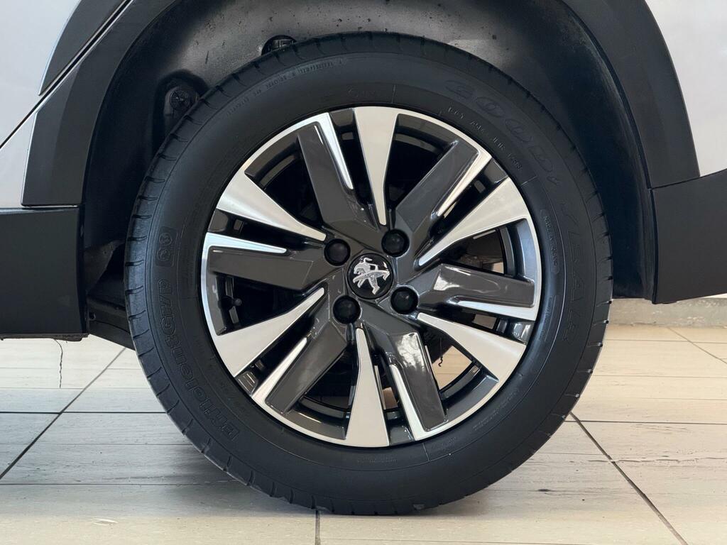 Peugeot 2008 Blue Hdi Allure Premium Grey #12