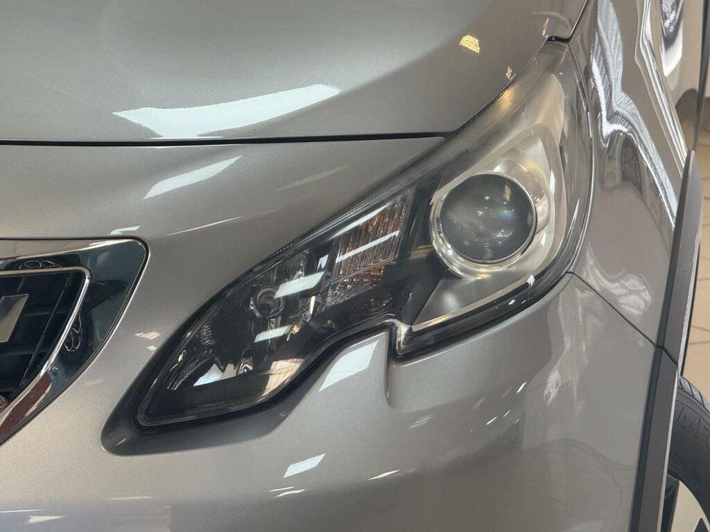 Peugeot 2008 Blue Hdi Allure Premium Grey #7