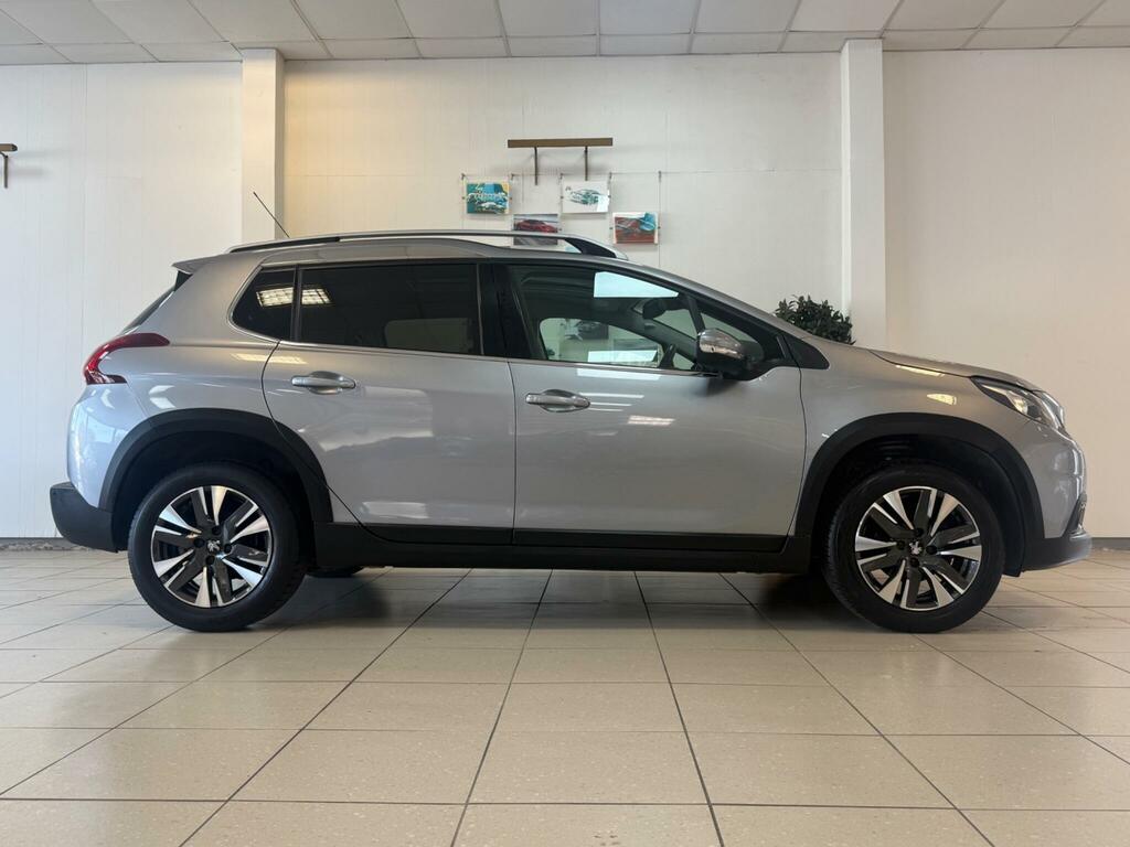 Peugeot 2008 Blue Hdi Allure Premium Grey #16