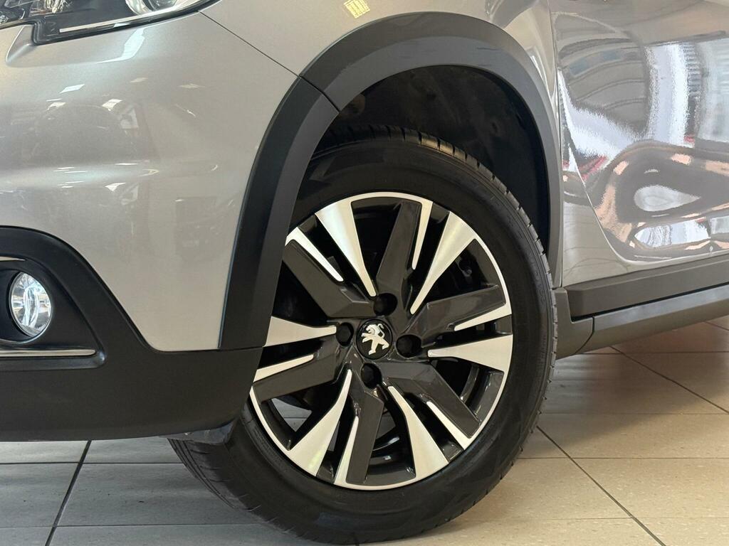 Peugeot 2008 1.2 Puretech Allure Premium Euro 6 Ss Grey #3