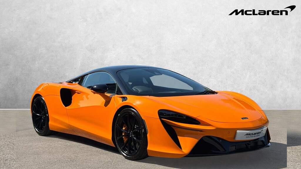 McLaren Artura V6 Phev Orange