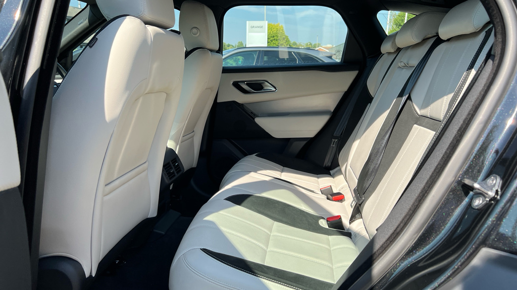 Land Rover Range Rover Velar R-dynamic Se Black #4