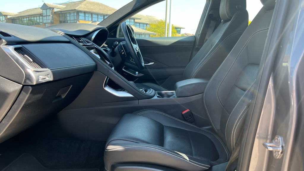Jaguar E-Pace R-dynamic Se Grey #3