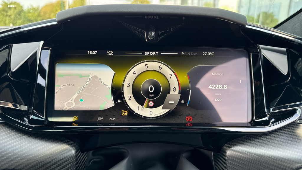 Aston Martin Vantage 4.0L V8 Roadster Green #6