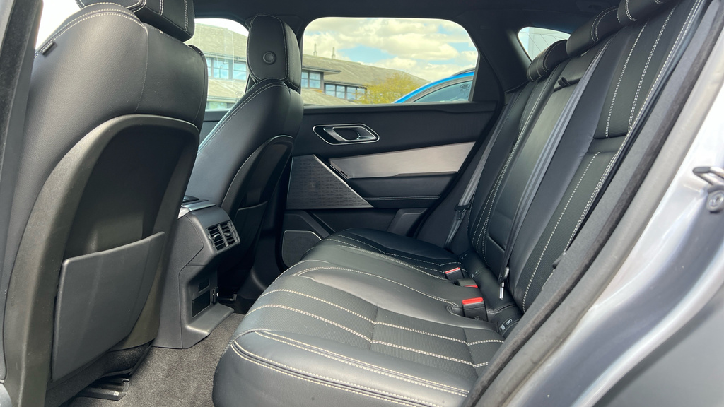Land Rover Range Rover Velar R-dynamic Se Grey #4