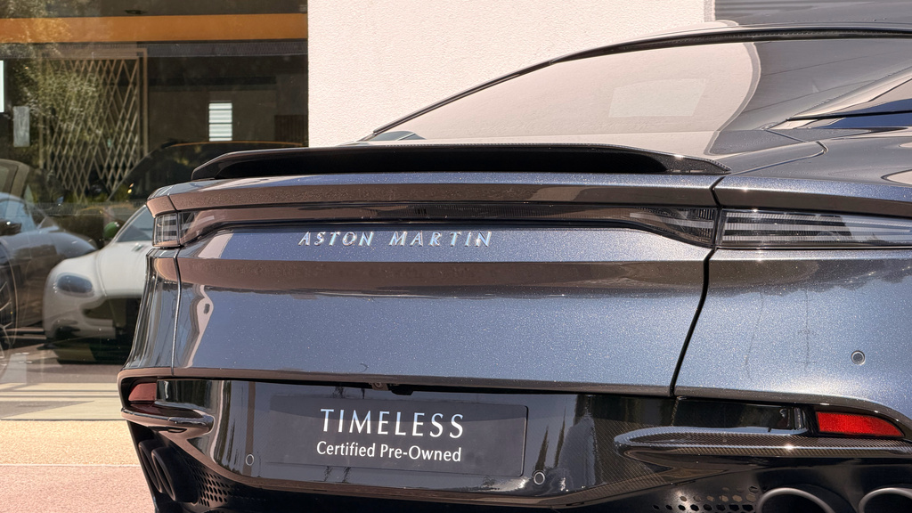 Aston Martin DBS 5.2 V12 Biturbo Superleggera Coupe Black #34