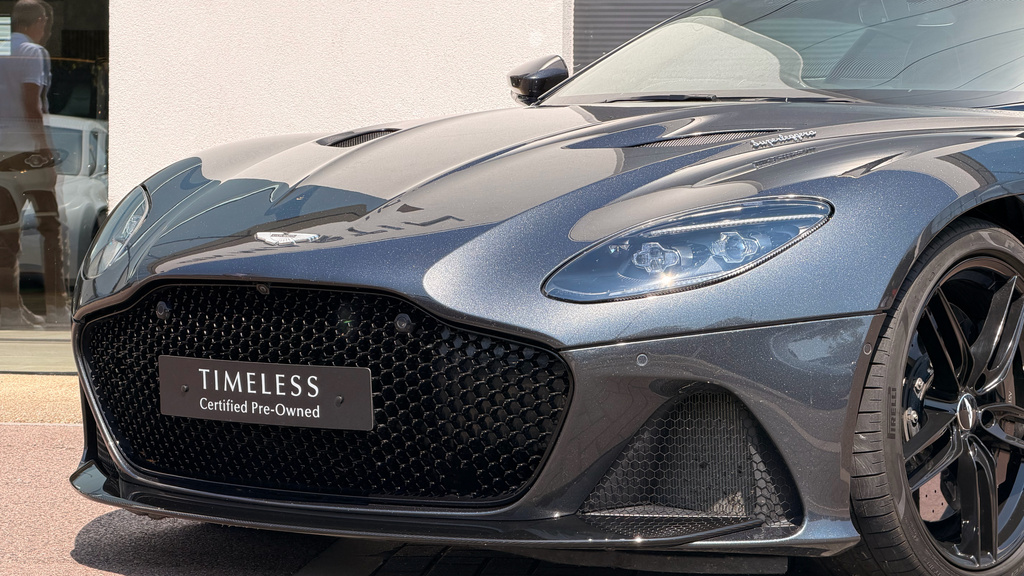 Aston Martin DBS 5.2 V12 Biturbo Superleggera Coupe Black #25
