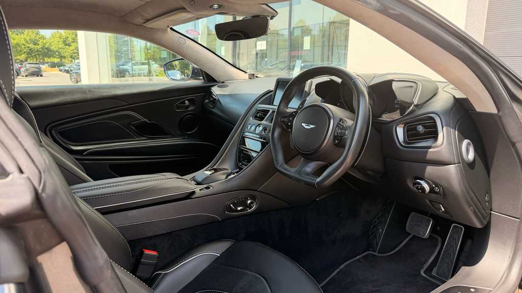Aston Martin DBS Superleggera Grey #3