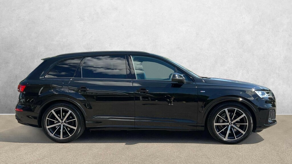 Audi Q7 55 Tfsi Quattro Black Edition Black #3