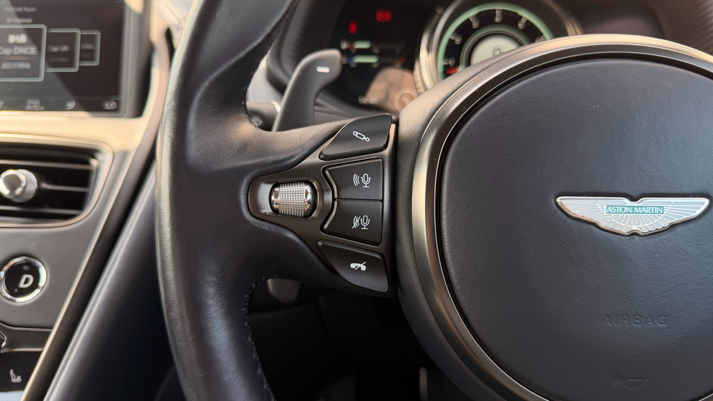 Aston Martin DB11 V12 Euro 6 2-Door #37