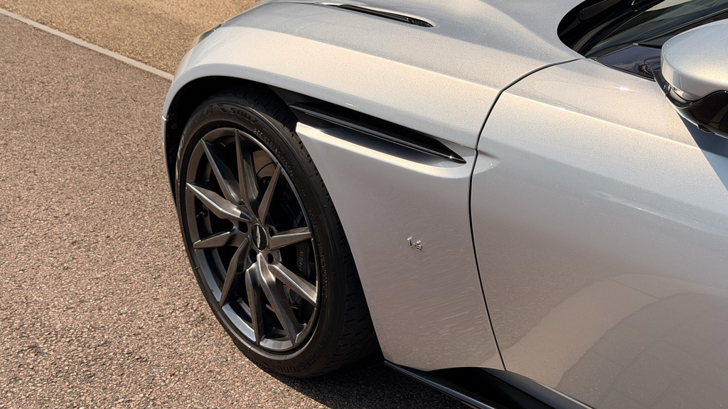 Aston Martin DB11 V12 Euro 6 2-Door #9