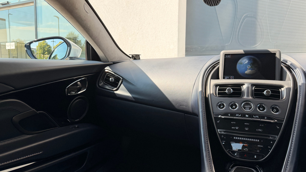 Aston Martin DB11 V12 Euro 6 2-Door #45
