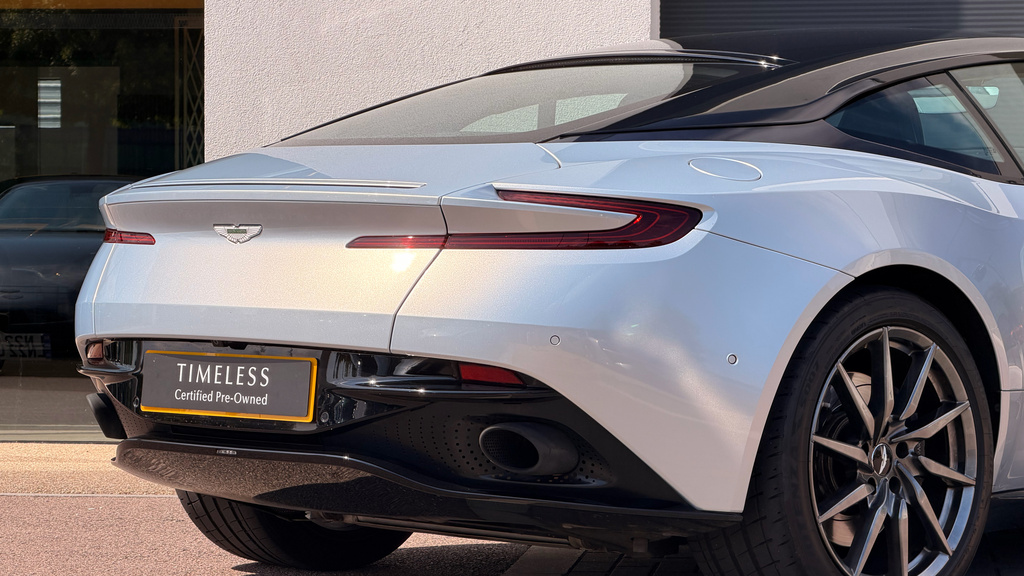 Aston Martin DB11 V12 Euro 6 2-Door #31