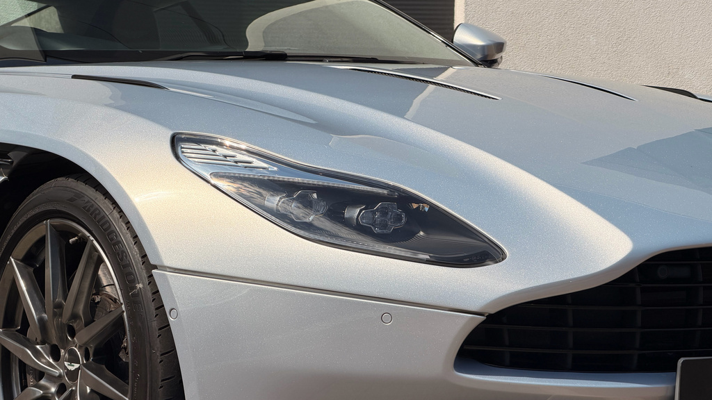 Aston Martin DB11 V12 Euro 6 2-Door #17
