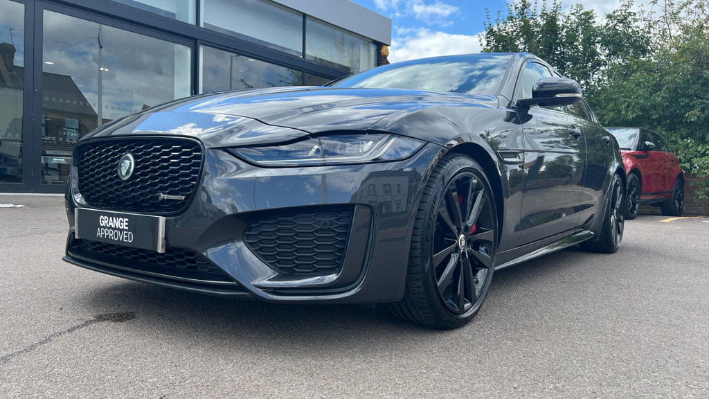 Jaguar XE 2.0 P300 Sport Awd Saloon Grey #45