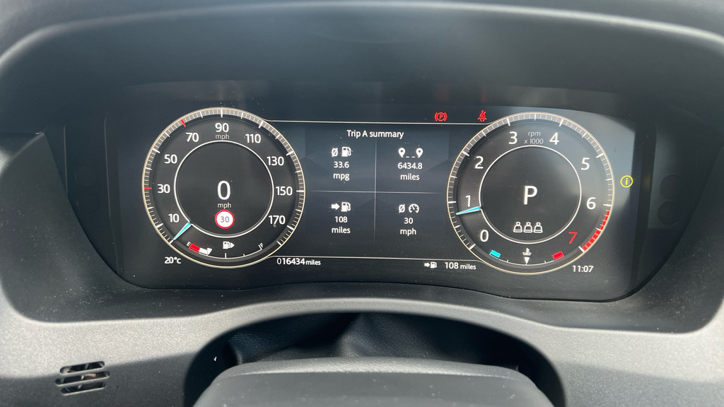 Jaguar XE 2.0 P300 Sport Awd Saloon Grey #21
