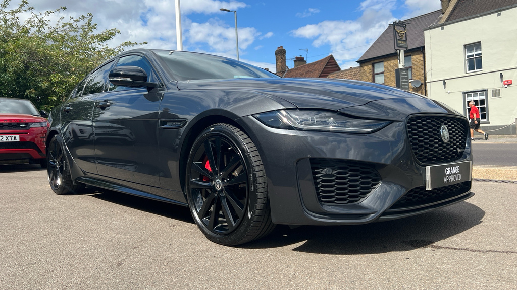 Jaguar XE 2.0 P300 Sport Awd Saloon Grey #46