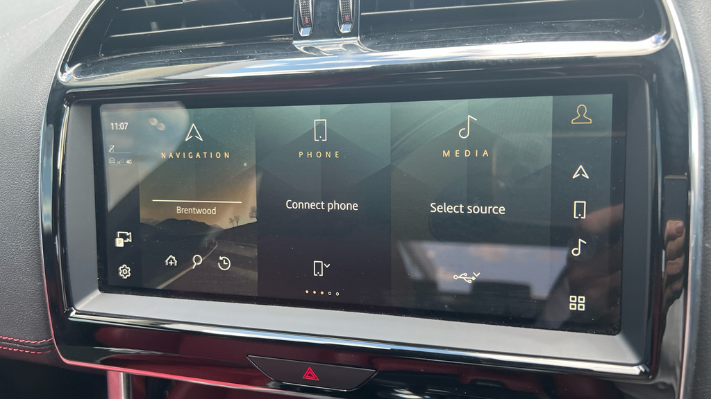 Jaguar XE 2.0 P300 Sport Awd Saloon Grey #14