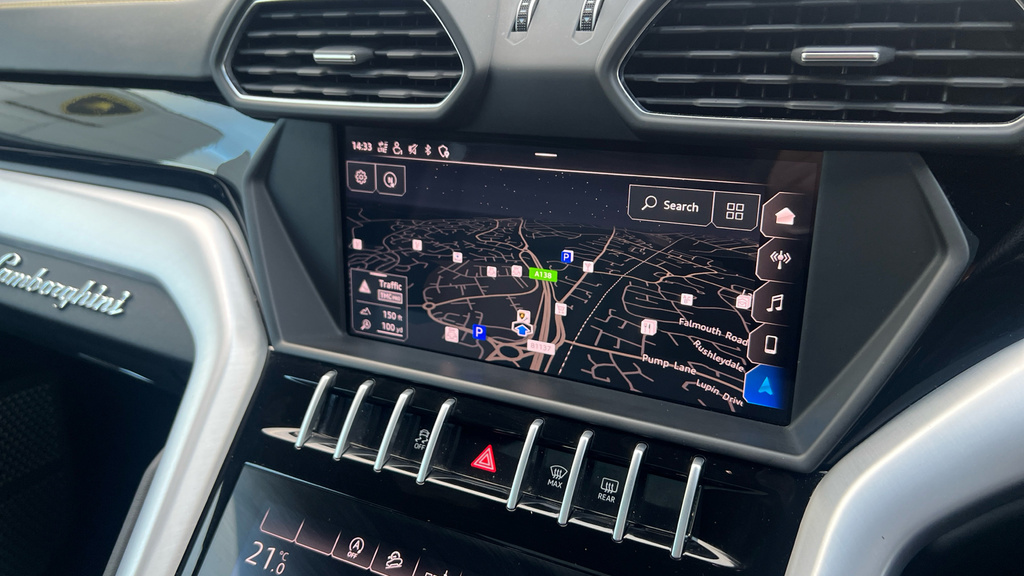 Lamborghini Urus V8 Black #16