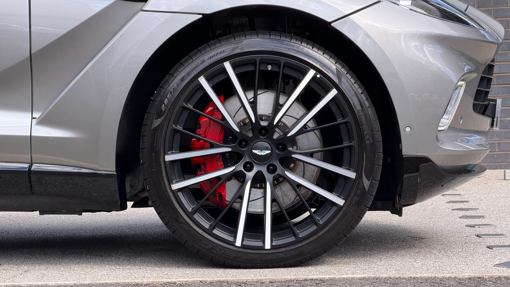 Aston Martin DBX Hatchback Silver #4