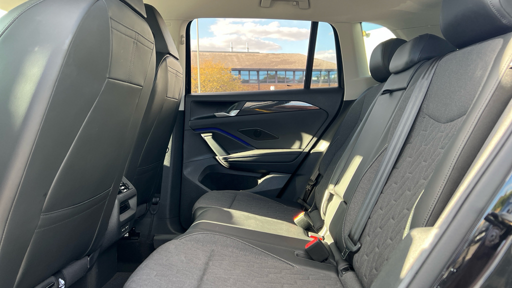 Volkswagen Tiguan Match NA74VXK Black #4