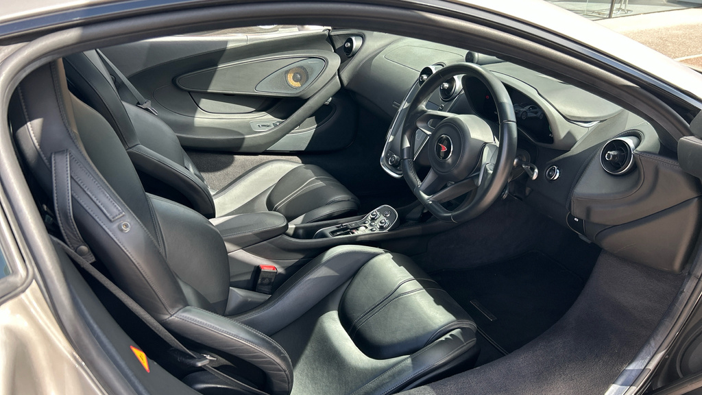 McLaren 570GT 570Gt Coupe LJ19AHZ Silver #3