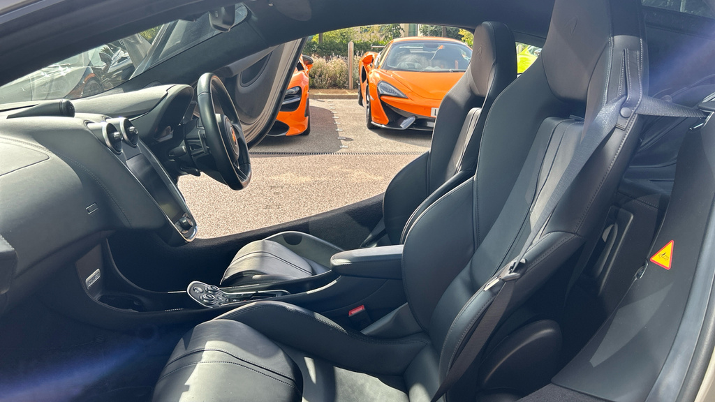 McLaren 570GT 3.8T V8 Ssg Euro 6 Ss Orange #21