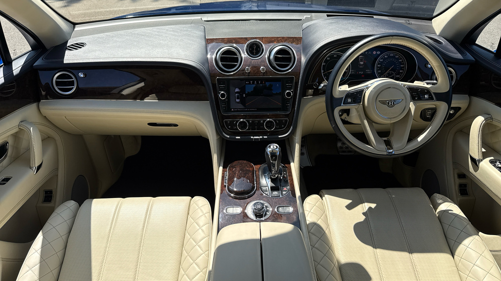 Bentley Bentayga 6.0L W12 Blue #4