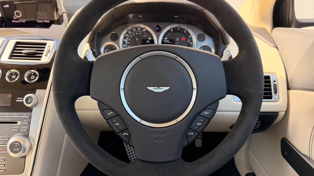 Aston Martin DB9 6.0 V12 Coupe T-tronicii Euro 5 510 Bh Silver #36