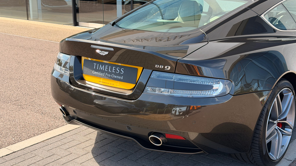 Aston Martin DB9 6.0 V12 Coupe T-tronicii Euro 5 510 Bh Silver #8
