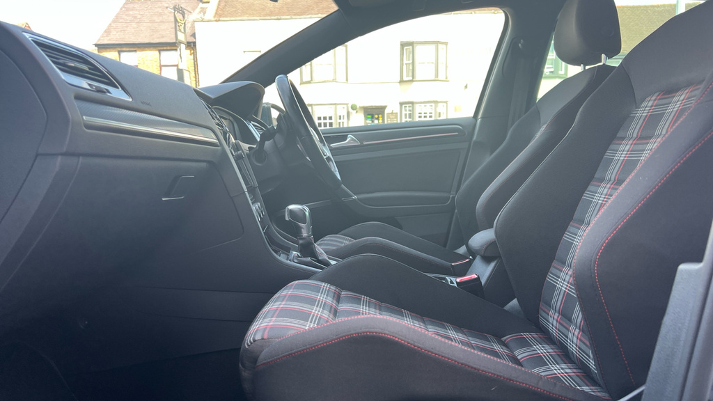 Volkswagen Golf Gti Performance Blue #3