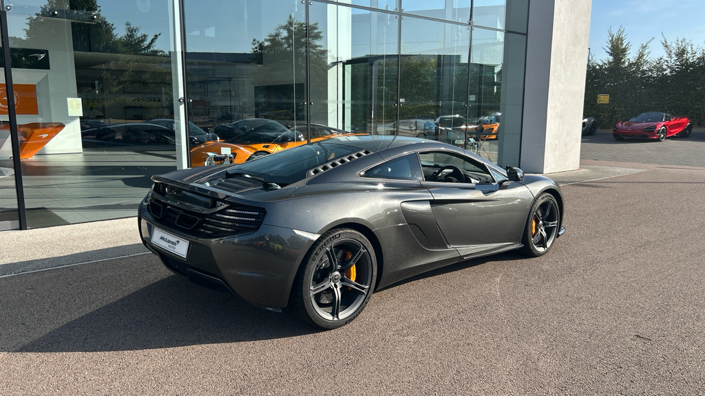McLaren 650S Coupe 3.8T Black #21
