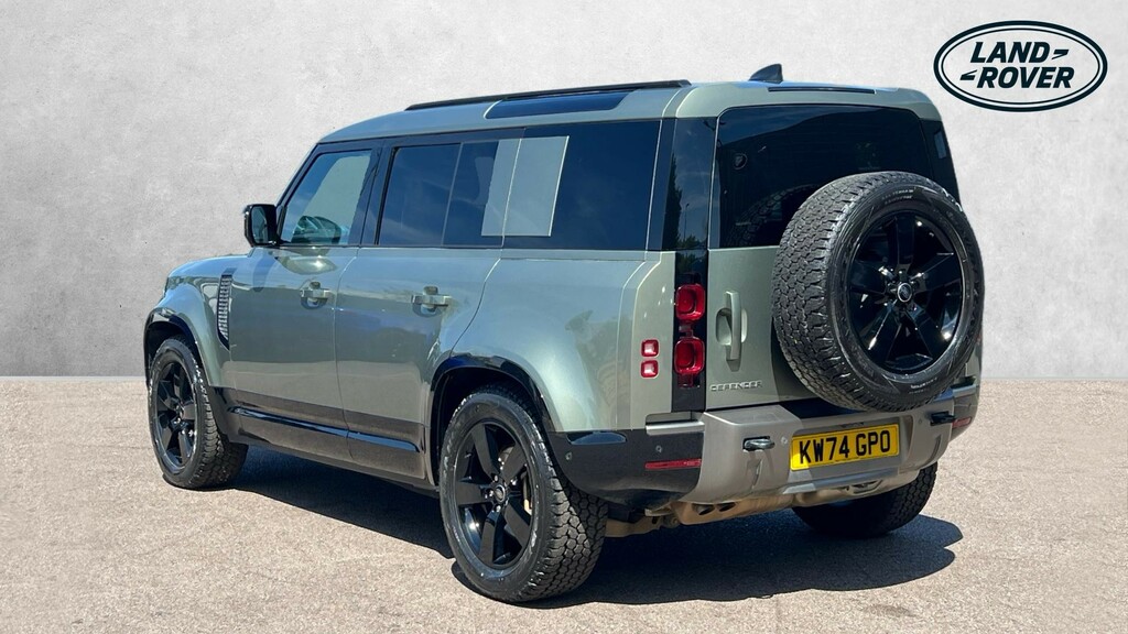 Land Rover Defender Estate Green #2