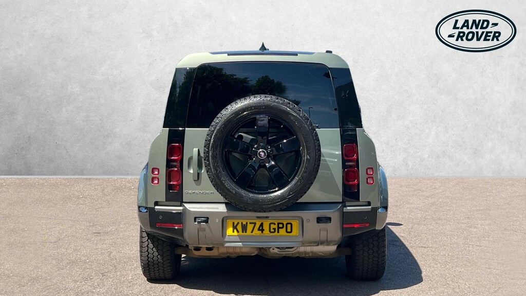 Land Rover Defender Estate Green #6