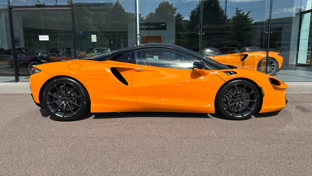 McLaren Artura V6 Phev 700 Ssg YD26DLO Grey #29
