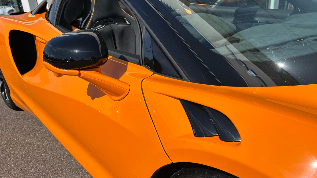 McLaren Artura V6 Phev 700 Ssg YD26DLO Grey #23