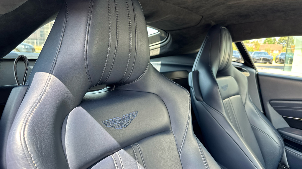 Aston Martin V8 Vantage Coupe  #5