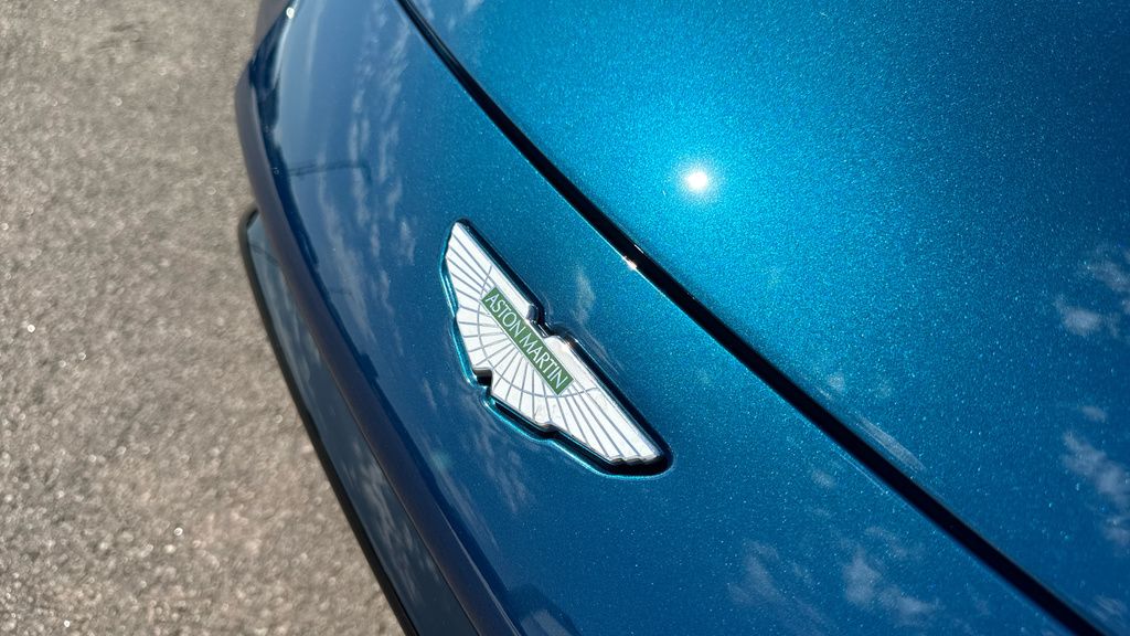 Aston Martin V8 V8 Black #14